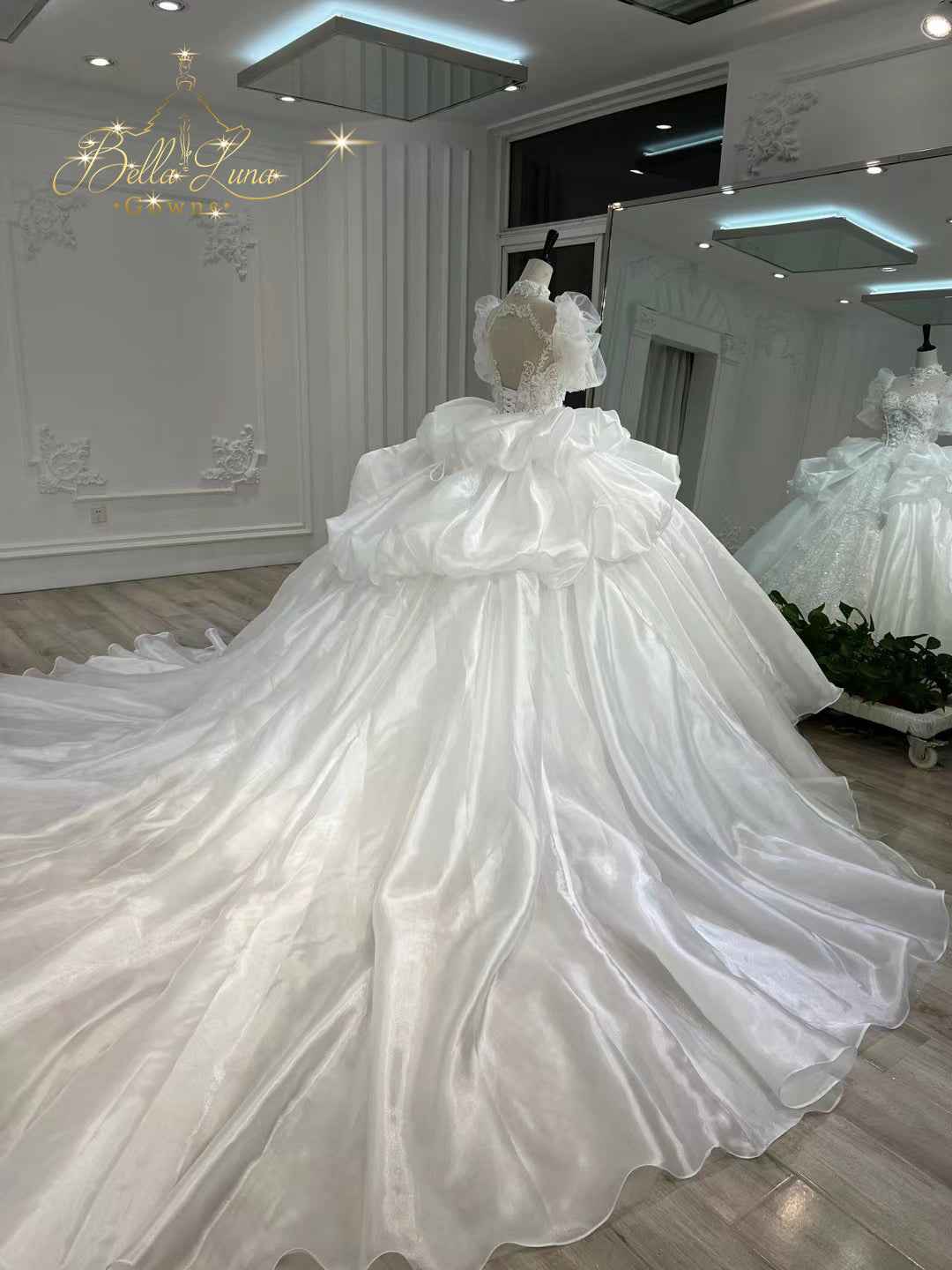 Bella 671 - Image 6