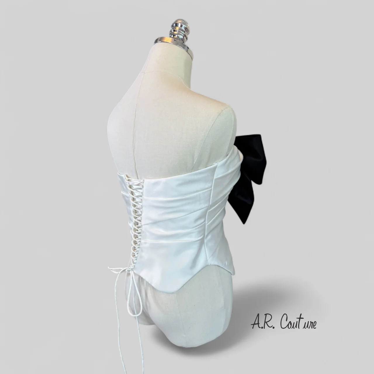 Bella Bow - Image 4