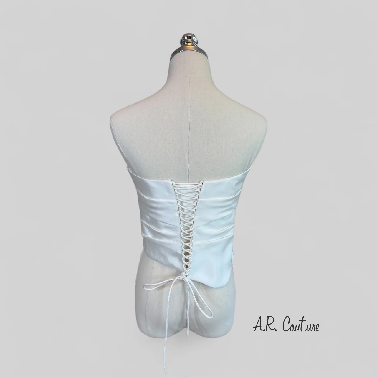 Bella Bow - Image 5