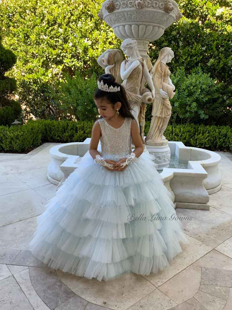 Snow Queen - Image 10