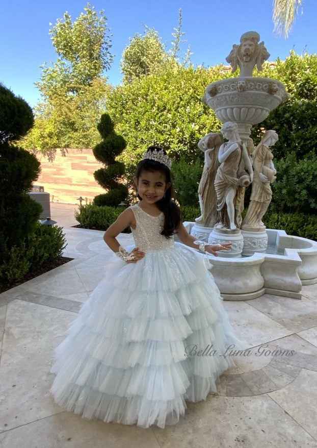 Snow Queen - Image 9